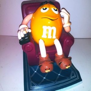 VINTAGE M& Ms RECLINER CANDY DISPENSER